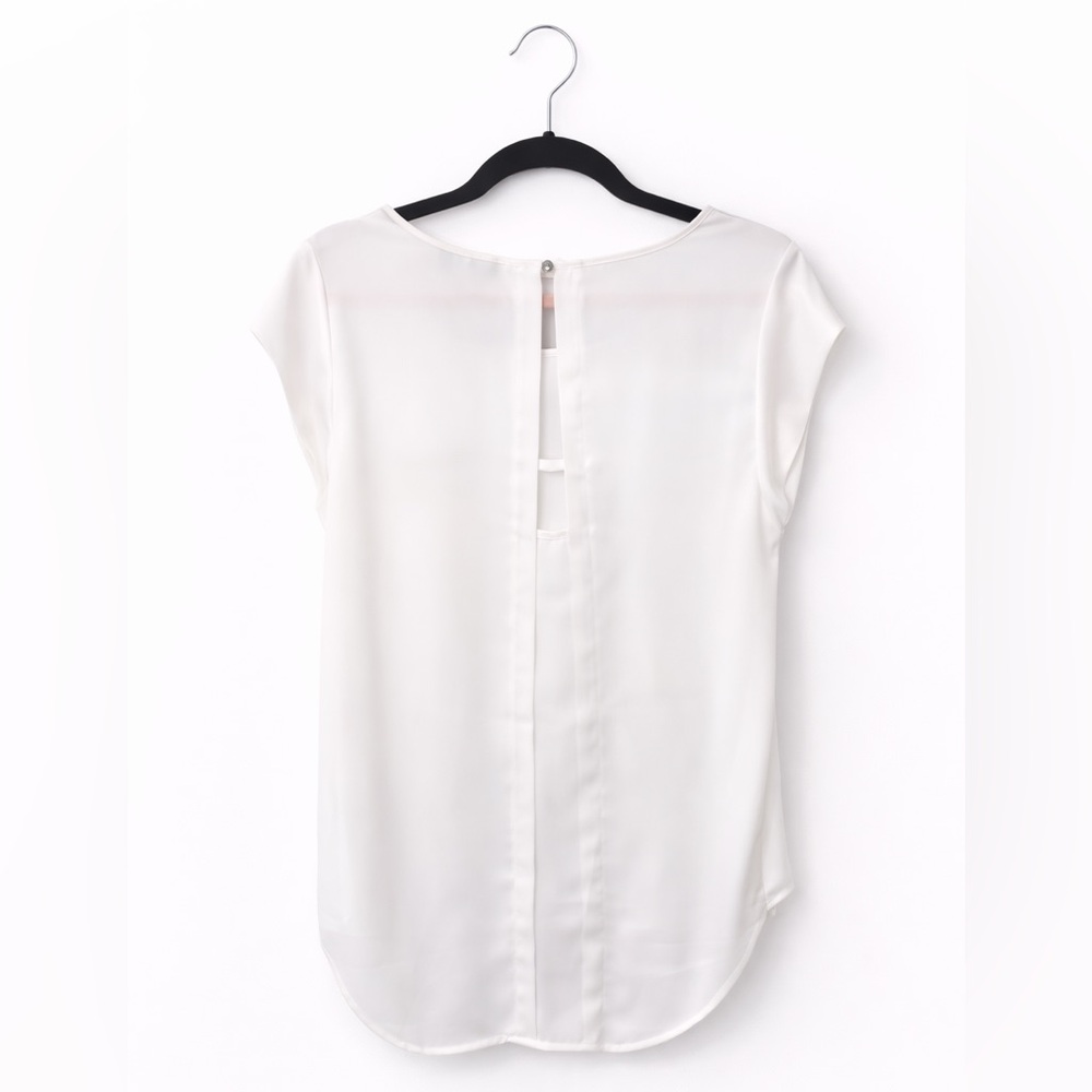 Reitmans R Essentials Ivory Zip Pocket Blouse | Size Small - Picture 3 of 9